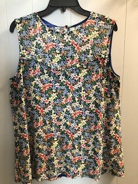 Apt 9 Women’s Floral Pattern XL Fully Lined Top Sleeveless Slip on